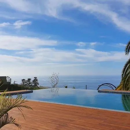 Casa Vina: A Spectacular Away From It Vila