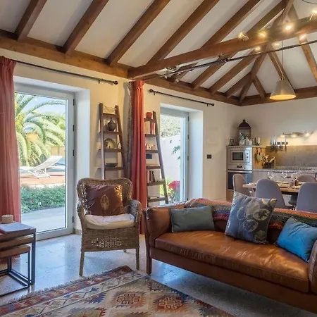 Casa Vina: A Spectacular Away From It Вилла